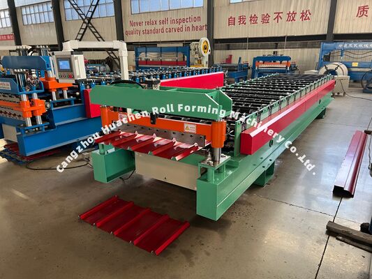 アウトレット 中国からの二層屋根タイルロール形成機械