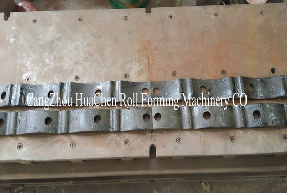 機械 8 10m/分を形作るフォーム形式金属のスタッド ロールを冷間圧延して下さい