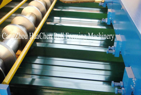 台形屋根の壁パネルは前の電流を通された鋼鉄高速を冷間圧延します