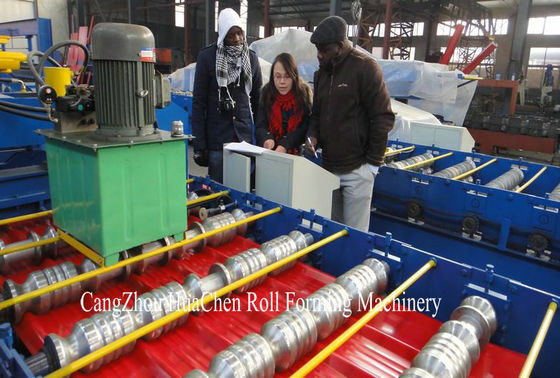 0.3-0.6mm 厚さのタイル製造のための自動鉄鋼金属ガラスの二重層ロール形成機械