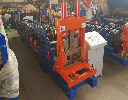 機械1.5-3mm厚さを形作る自動油圧電流を通されたCのポスト ロール