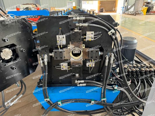 100mm 丸いダウンスプートパイプロール形作機 水力切断型