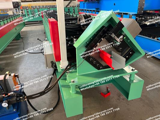 機械 18 列を形作る構造の給水系統の屋根ふきシートの溝ロール