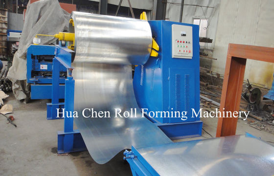 PLC制御を用いる機械を形作るアルミニウム屋根ふきシートのTrimdeckのプロフィール ロール