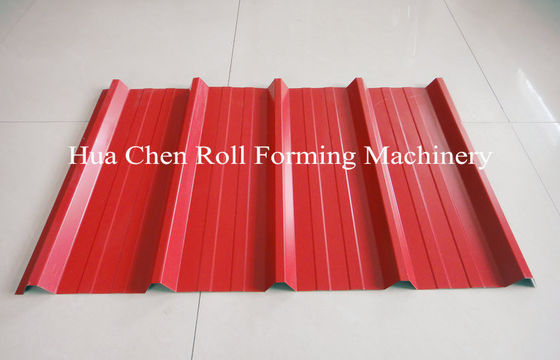 機械高い等級 45# の鋼鉄を形作るロールに屋根を付ける油圧切断 17 の場所