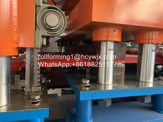 2m/Min PLC制御機械を形作る骨董品によって艶をかけられるタイル ロール