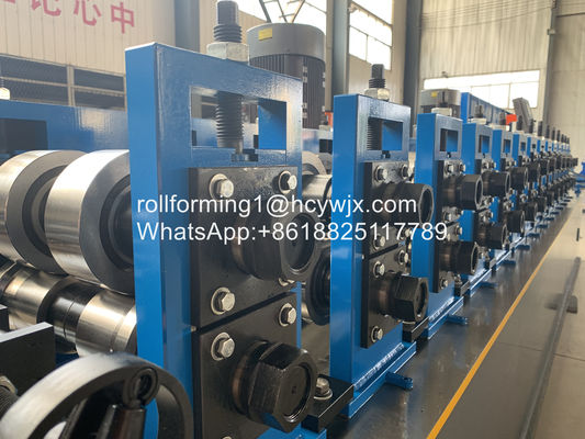 高速C形の鋼鉄形成機械