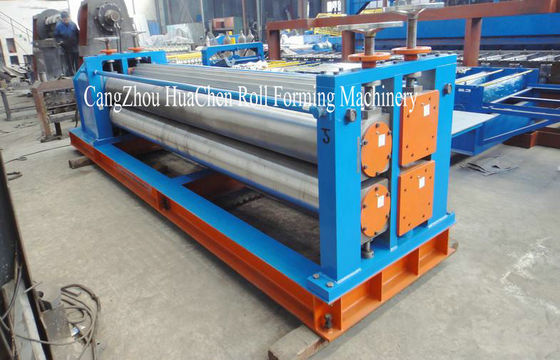 波形を付けられる4mの幅の薄い板冷たい0.13mmは前を転がす