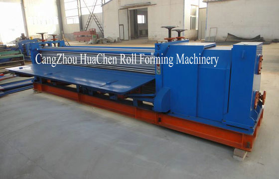 波形を付けられる4mの幅の薄い板冷たい0.13mmは前を転がす